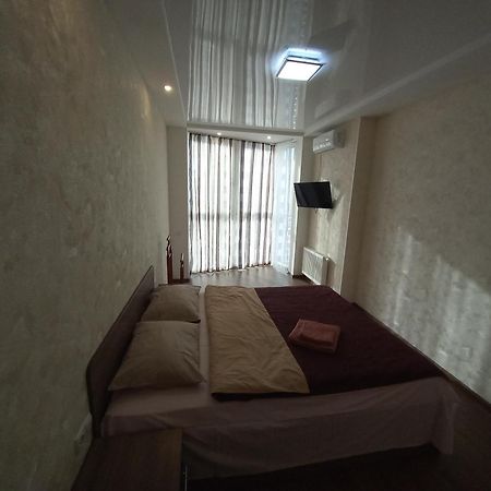 Smart Apartments Drahomanova 2А Kiew Zimmer foto